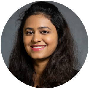 This is the headshot of an alumna of the MSBA program.